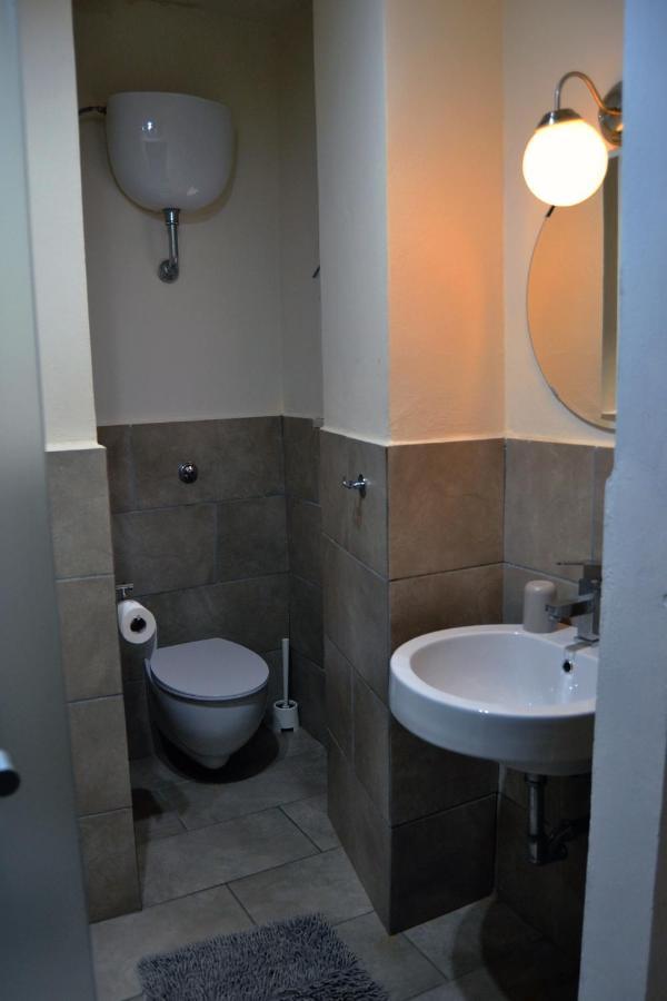 Chez Anna Apartment เยซี ภายนอก รูปภาพ